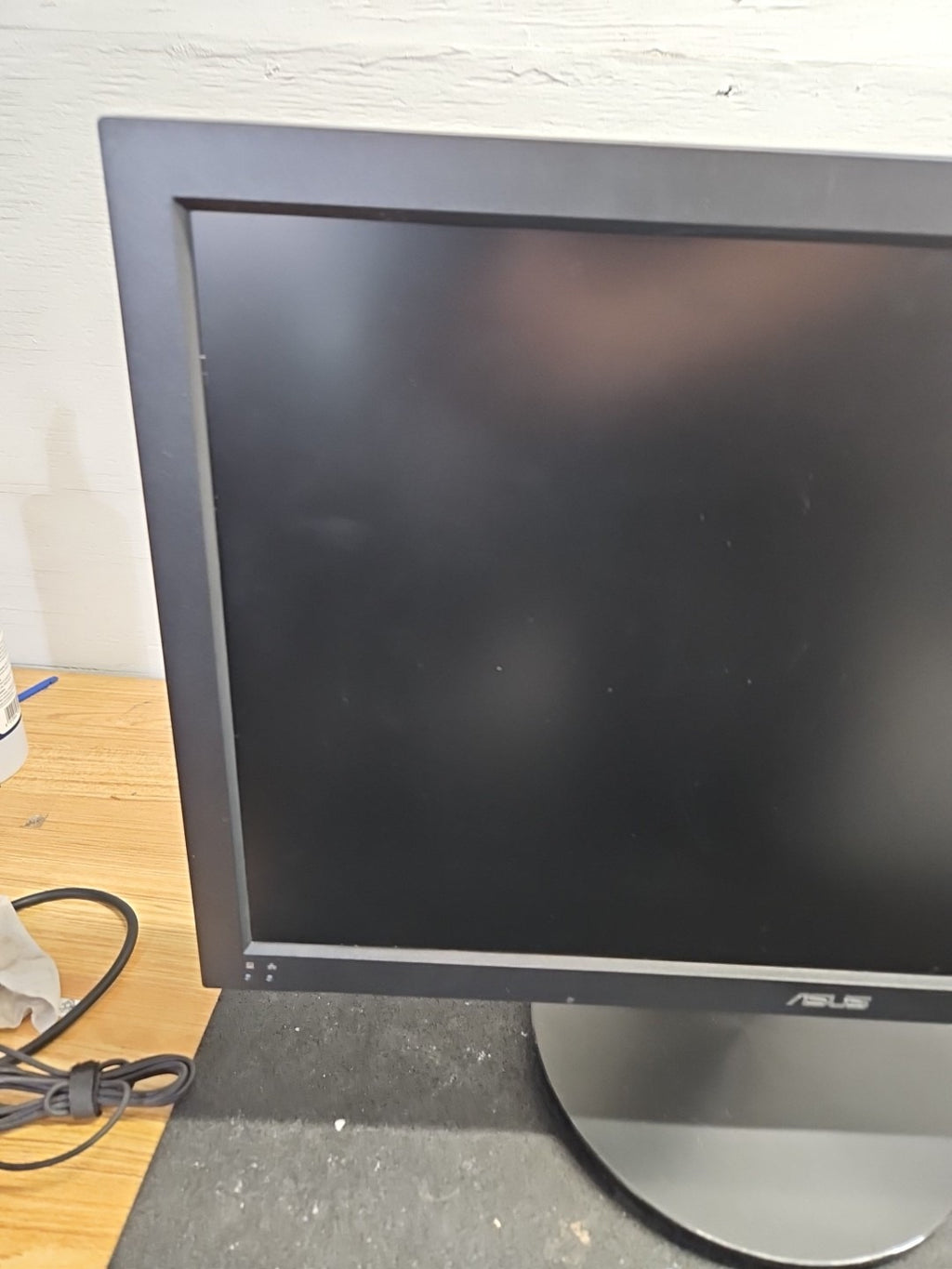 ASUS CP220 22" 1920 x 1080 Widescreen LED Zero Thin Client Cloud Signage Display