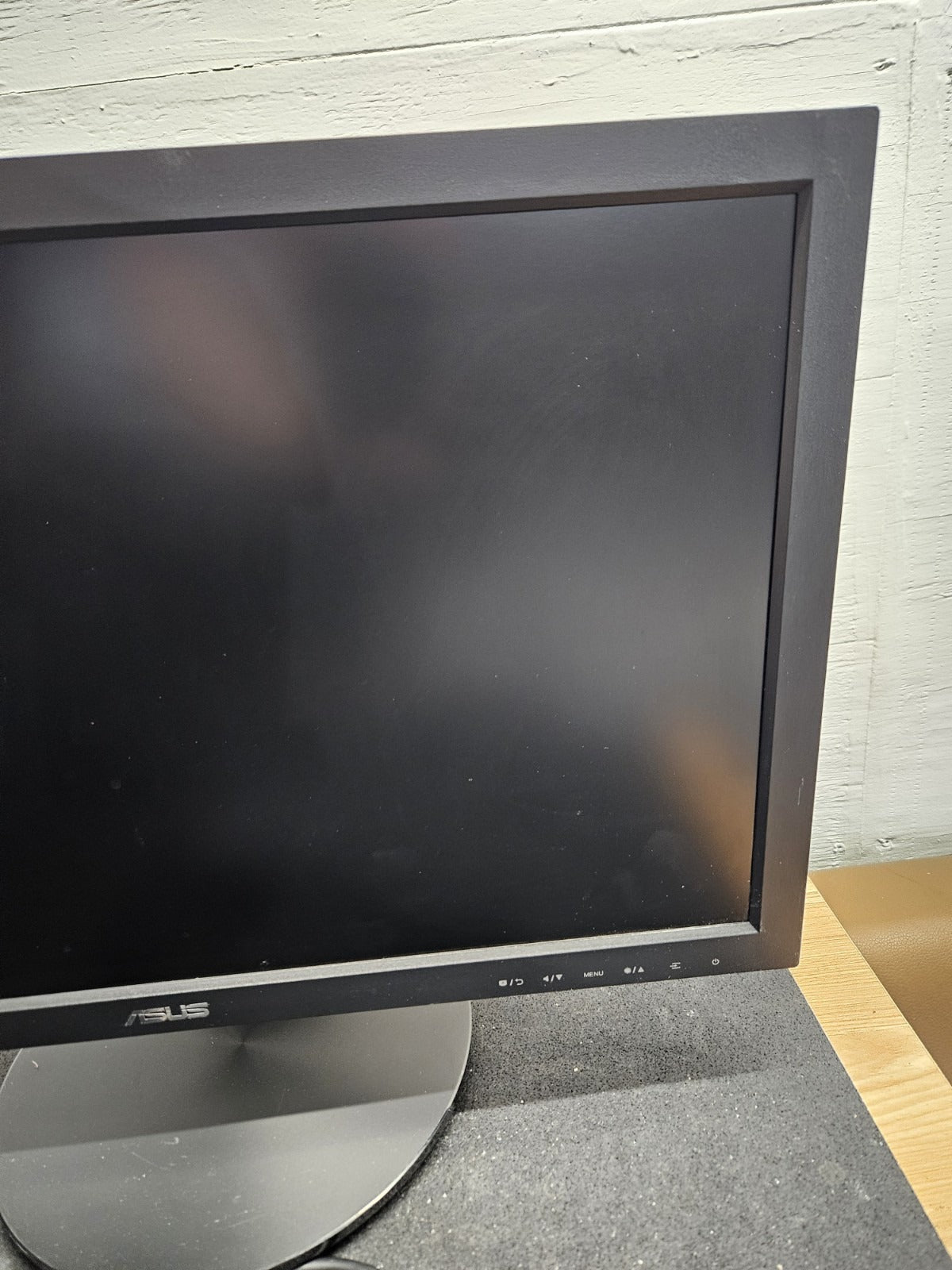 ASUS CP220 22" 1920 x 1080 Widescreen LED Zero Thin Client Cloud Signage Display