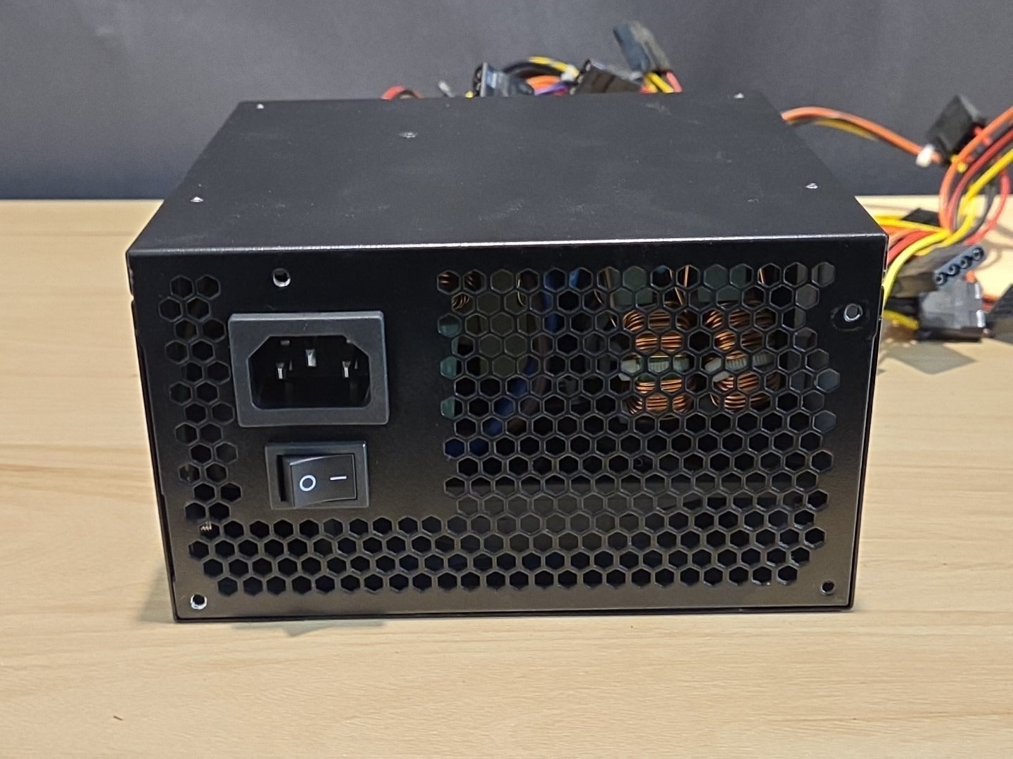 HEC Group 550W HEC-550TB ATX 20+4-Pin PSU Desktop Power Supply