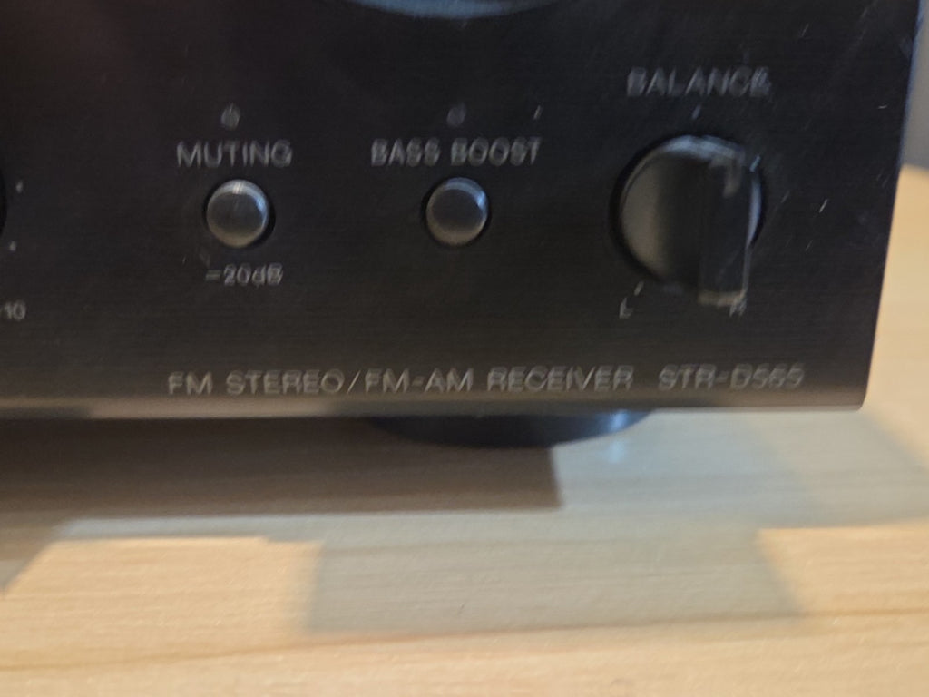 Sony STR-D565 FM Stereo Receiver Audio Video A/V Surround Sound Control Center