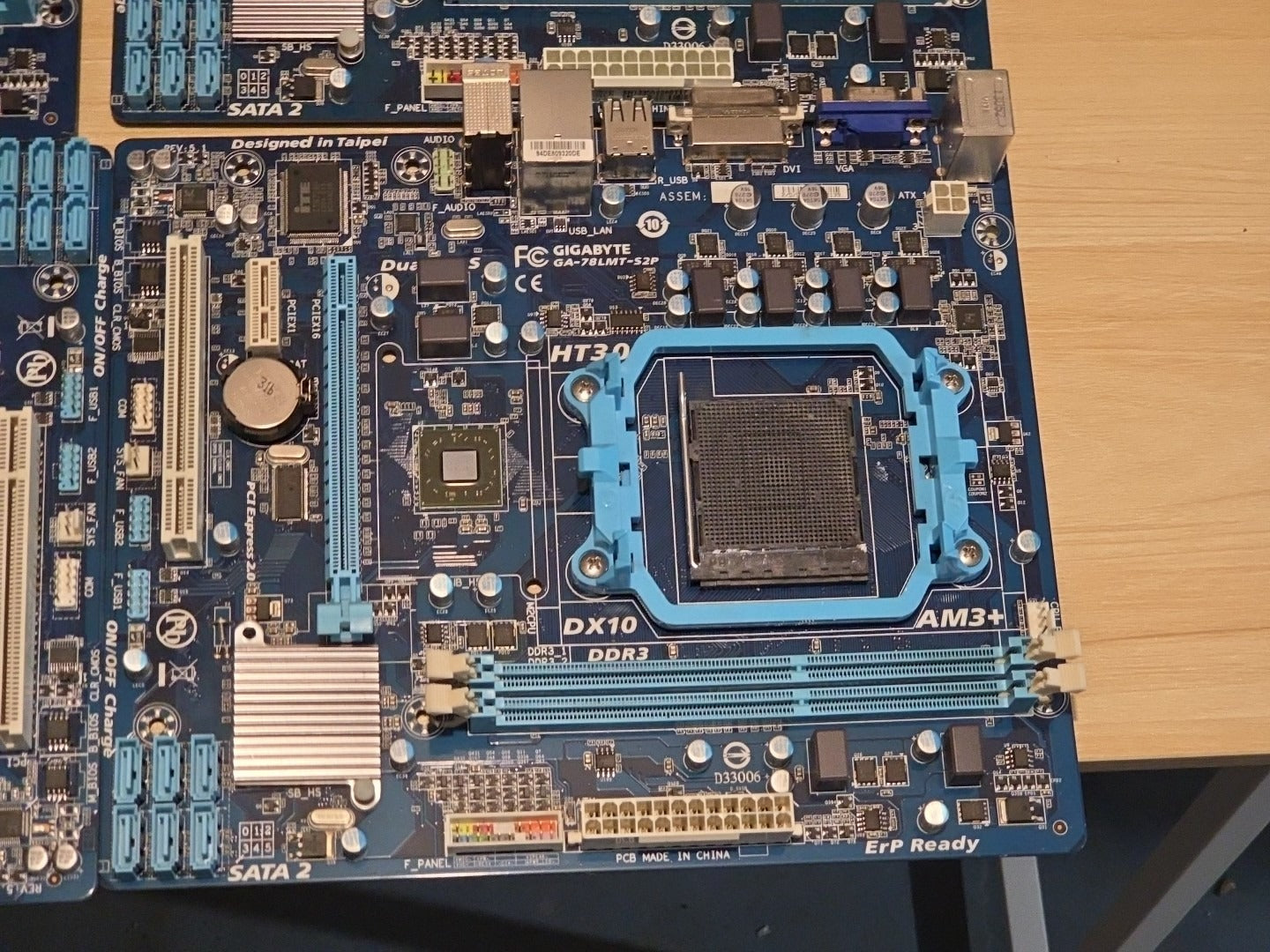LOT 4 Gigabyte GA-78LMT-S2P Socket AM3+ DDR3 ATX Desktop Motherboards AS IS