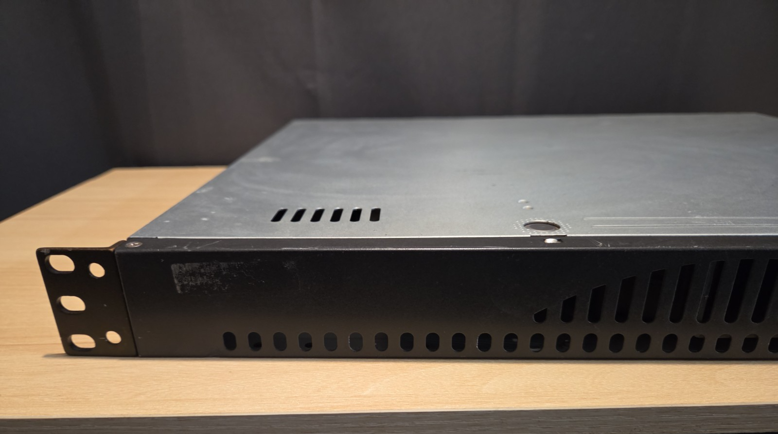 Supermicro CSE-512 1U 14" Server Chassis with 200w PSU, Fan, Rackmounts USED