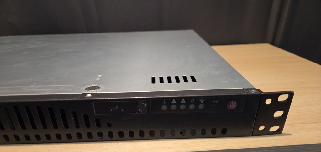 Supermicro CSE-512 1U 14" Server Chassis with 200w PSU, Fan, Rackmounts USED
