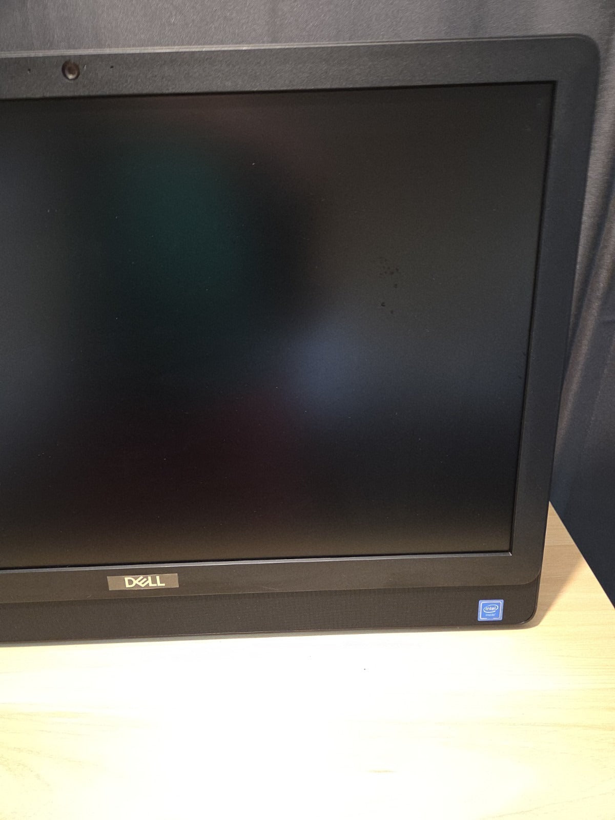 Dell Wyse 5470 AIO Celeron J4105 1.5 GHz 4GB RAM 16GB SSD All-In-One Thin Client
