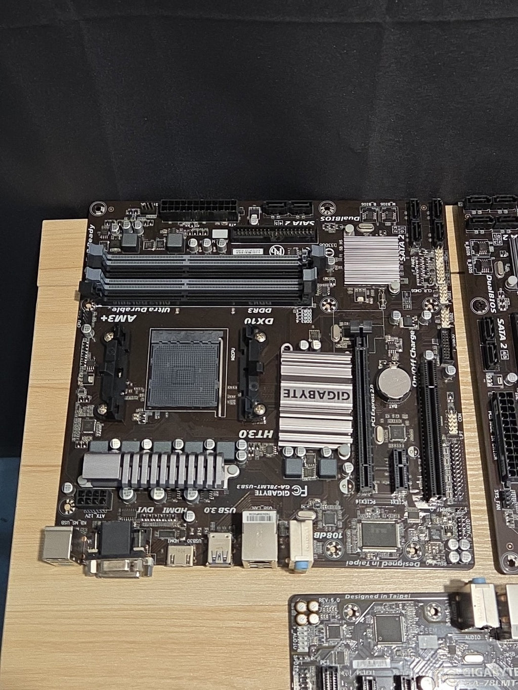 LOT 5 Gigabyte GA‑78LMT‑USB3 Socket AM3+ DDR3 SDRAM Desktop Motherboards AS IS