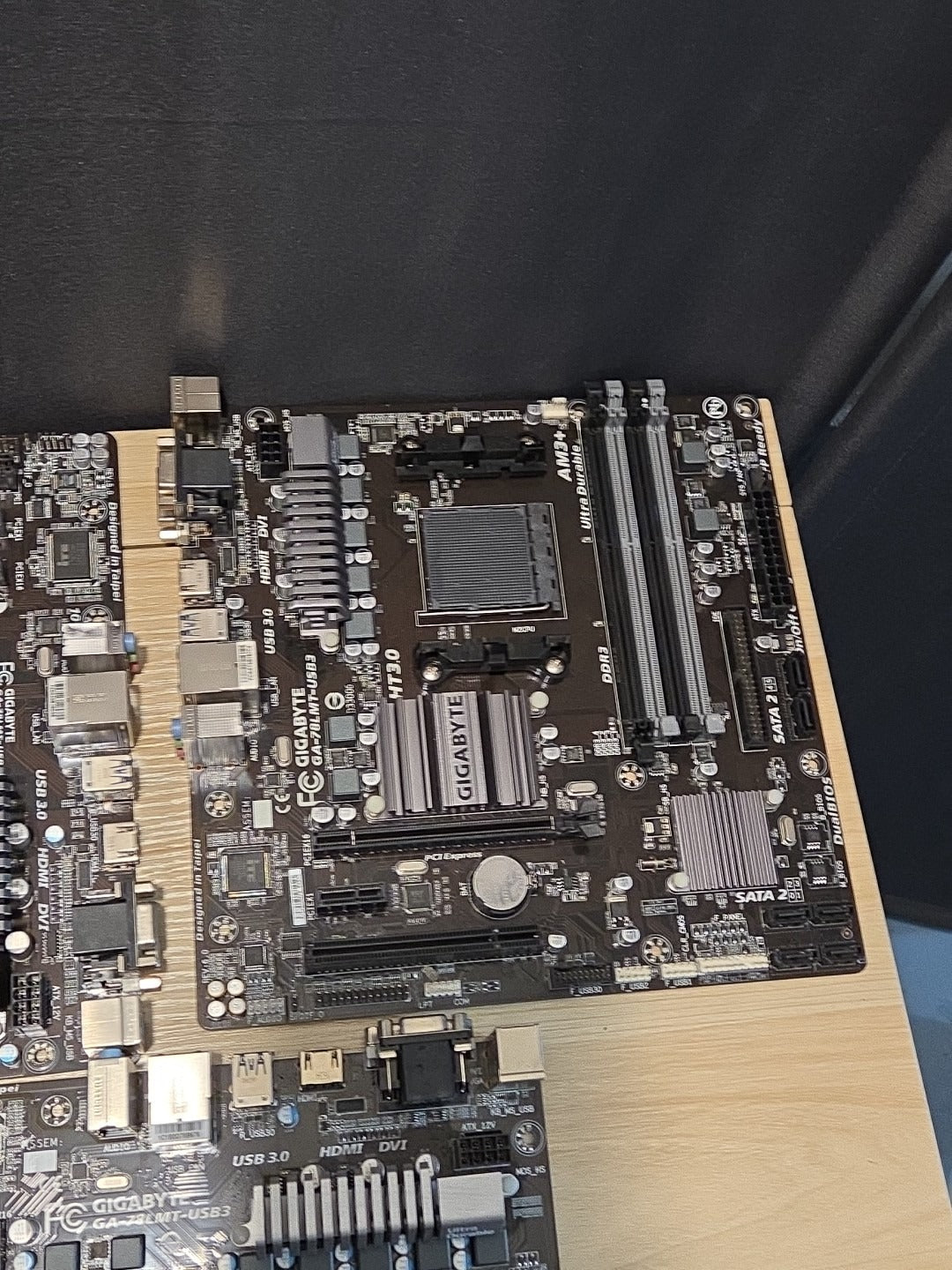 LOT 5 Gigabyte GA‑78LMT‑USB3 Socket AM3+ DDR3 SDRAM Desktop Motherboards AS IS