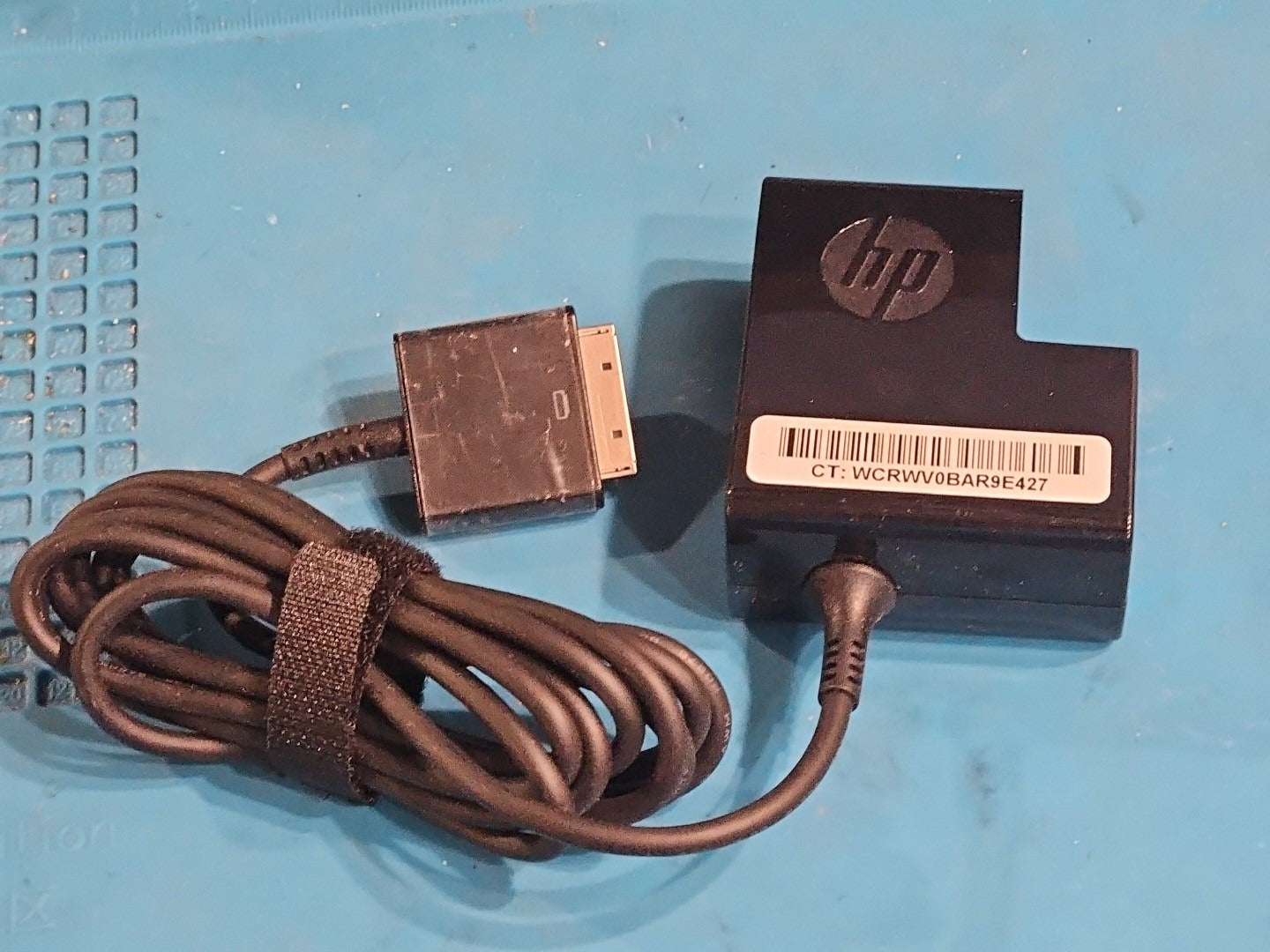 HP Elitepad 900 G1 1000 G2 10W Genuine AC Adapter 805289-003 733201-001 NO HEAD