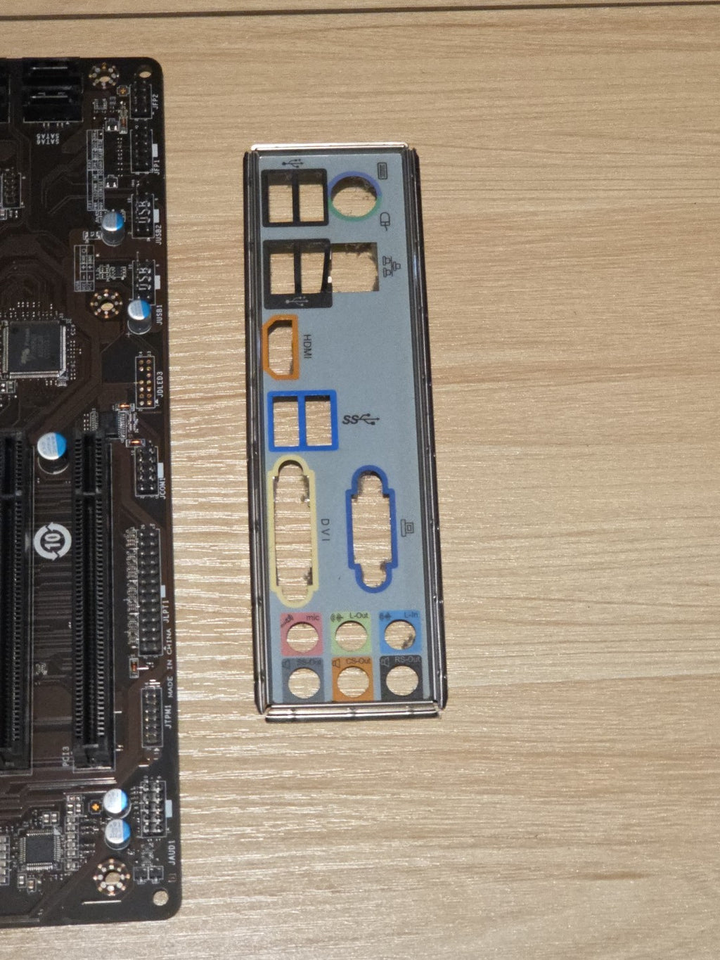 MSI B75A-G43 Socket LGA1155 DDR3 SDRAM Desktop ATX Motherboard with I/O Plate