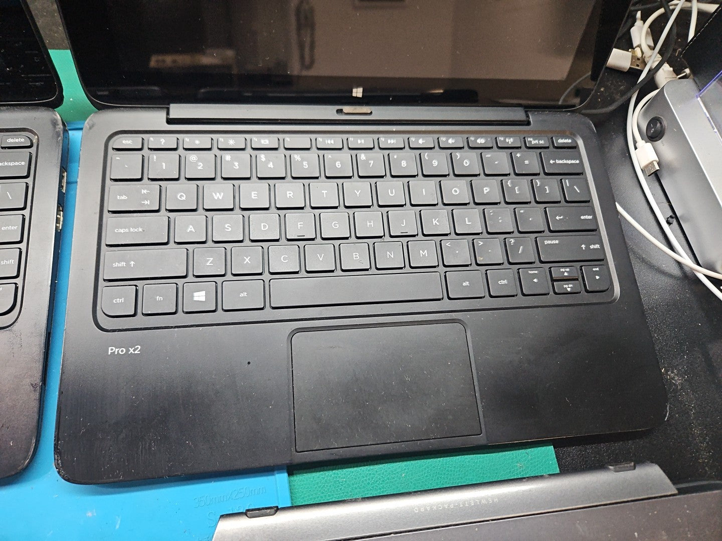 LOT 4 HP Pro x2 410 G1 11.6" i5-4202Y 1.6GHz 4GB 2-in-1 Laptops FOR PARTS AS IS