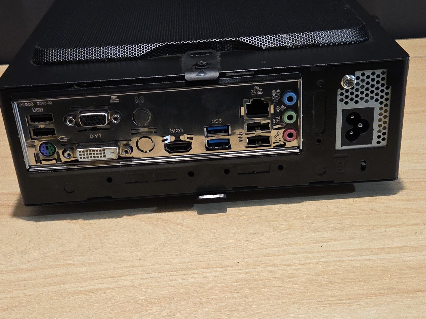 Generic Intel Pentium G4400 3.3GHz CPU 16GB RAM 480GB SSD Black Chassis ITX PC
