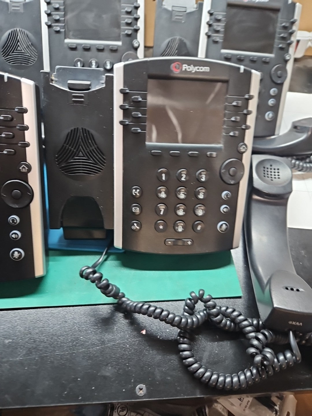 LOT 5 Polycom VVX 400 IP Office Business Media Phones w/Handset, Cord & Stand