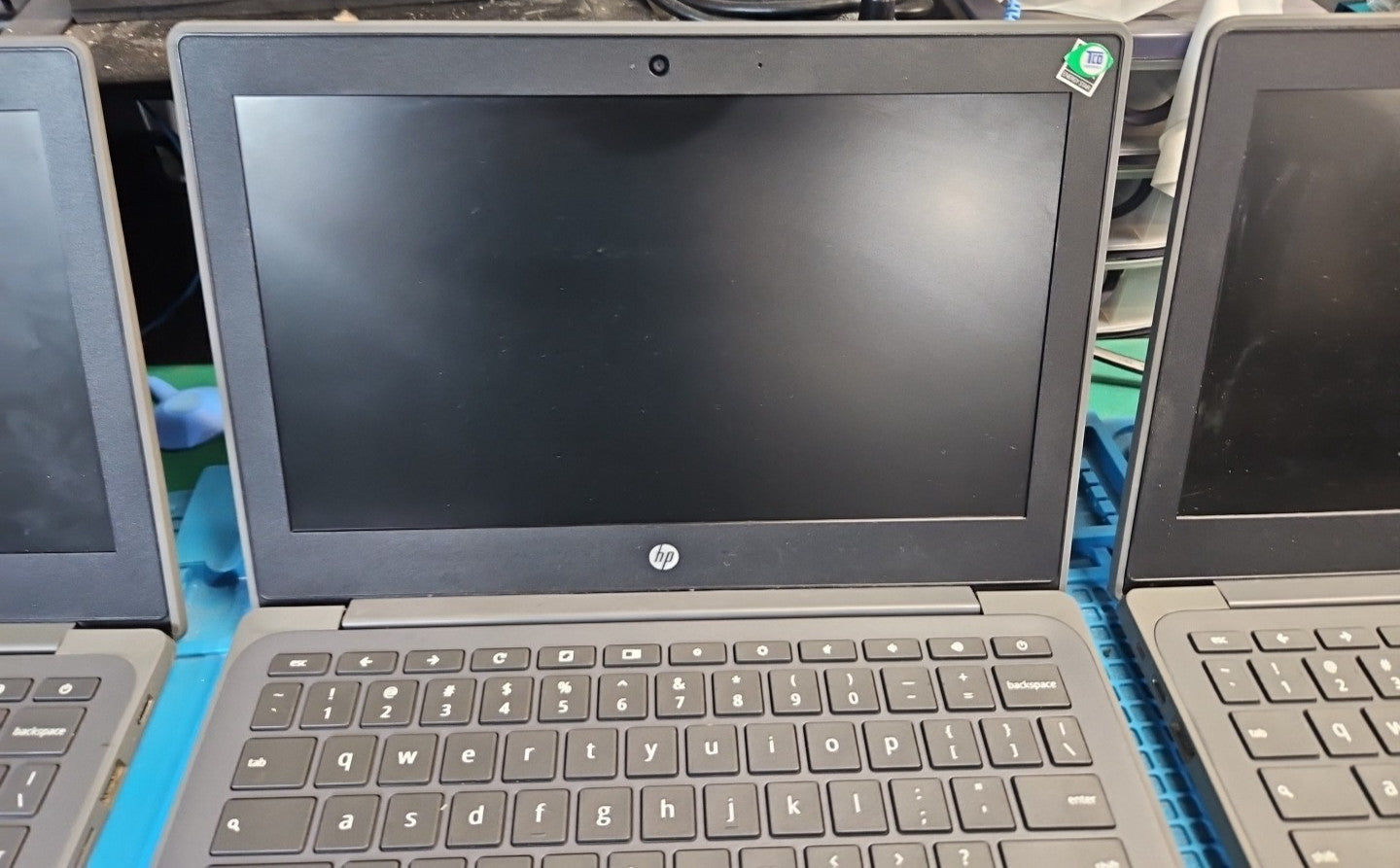 LOT 3 HP Chromebook 11A G8 EE 11.6″ AMD A4‑9120C 1.6GHz CPU 4GB 32GB BOOTS AS IS