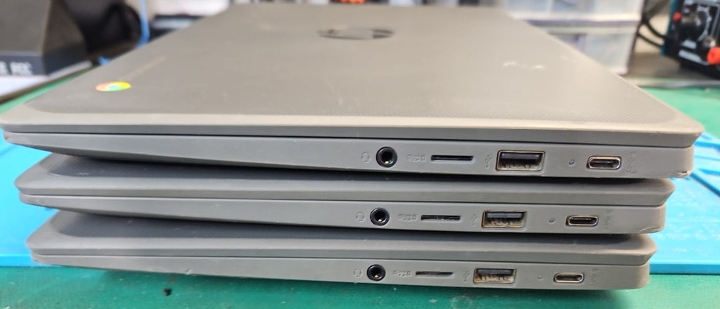 LOT 3 HP Chromebook 11A G8 EE 11.6″ AMD A4‑9120C 1.6GHz CPU 4GB 32GB BOOTS AS IS