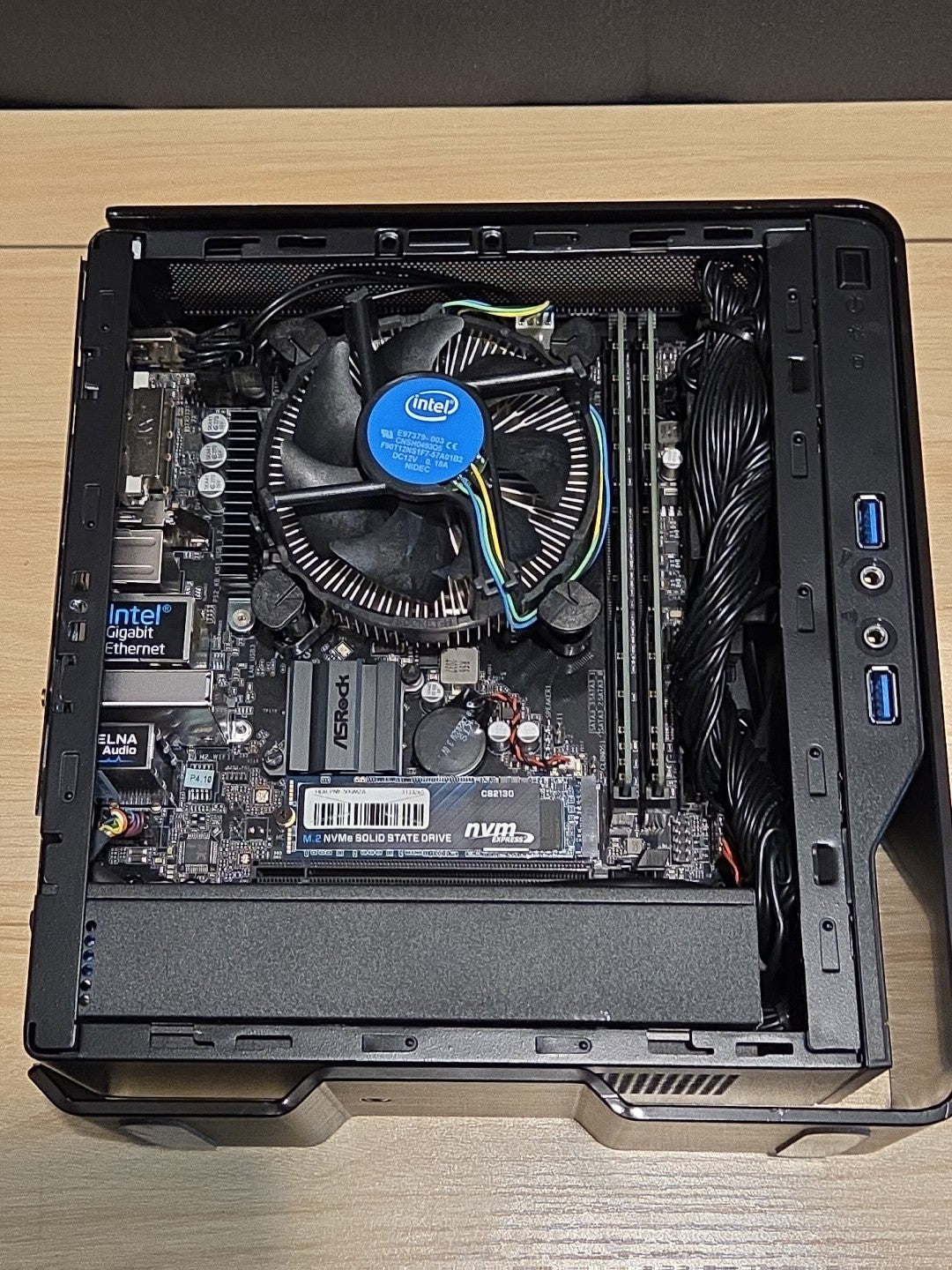 Generic Pentium Gold G5400 3.7GHz CPU 8GB RAM 500GB SSD InWin Chassis ITX PC