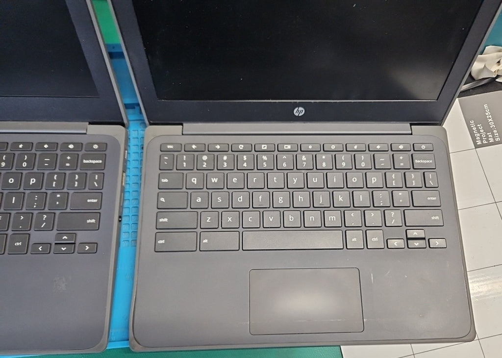 LOT 3 HP Chromebook 11A G8 EE 11.6″ AMD A4‑9120C 1.6GHz CPU 4GB 32GB BOOTS AS IS