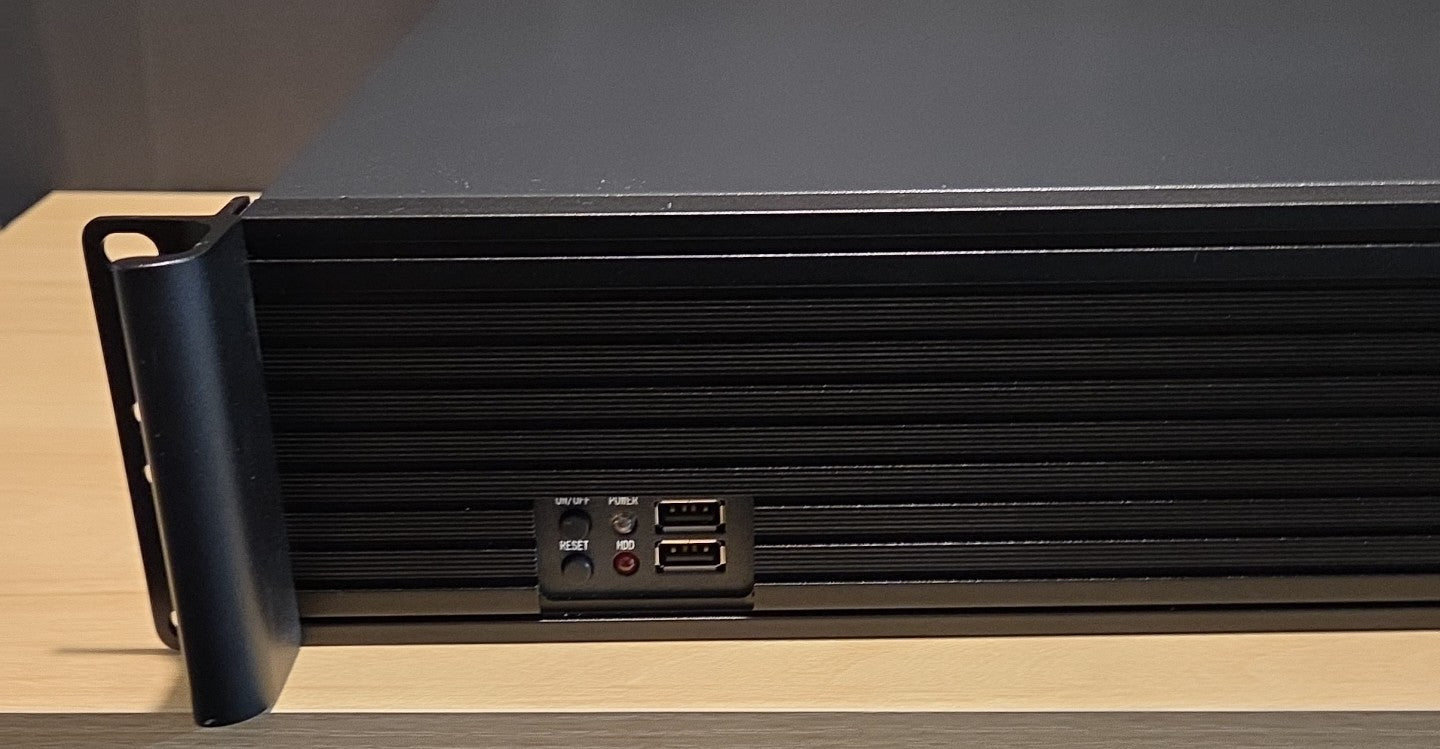Generic AMD Athlon 270 x2 3.4GHz CPU 8GB RAM Server 2U Rackmount Chassis NO HDDs