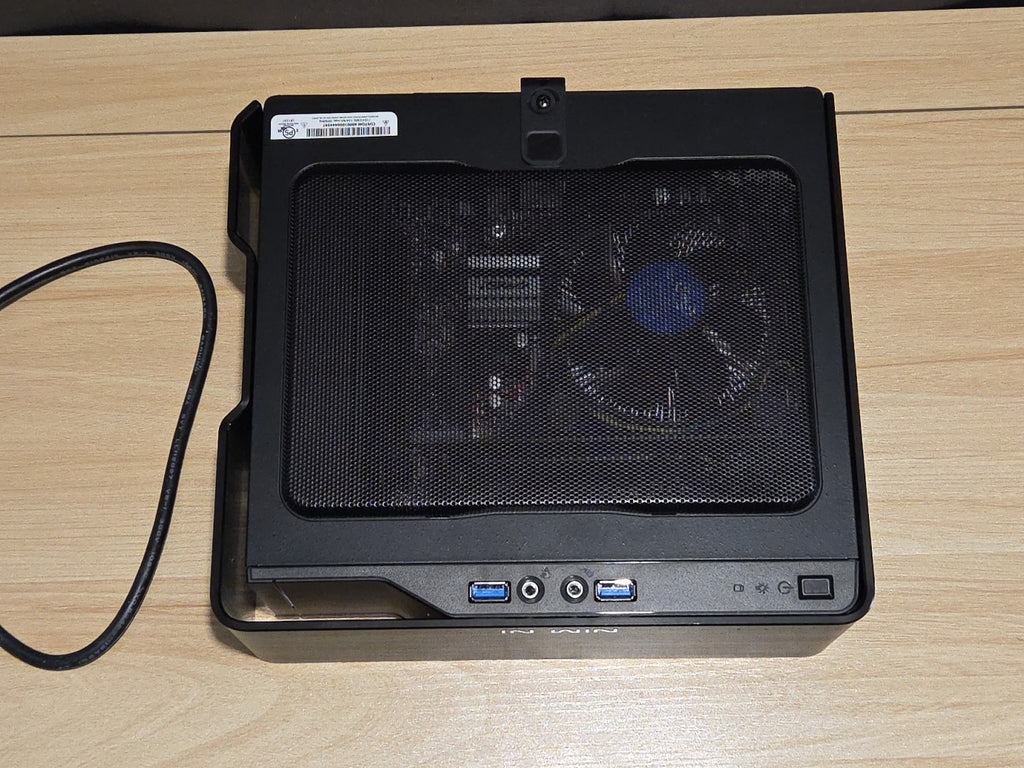 Generic Pentium Gold G5400 3.7GHz CPU 8GB RAM 480GB SSD InWin Chassis ITX PC