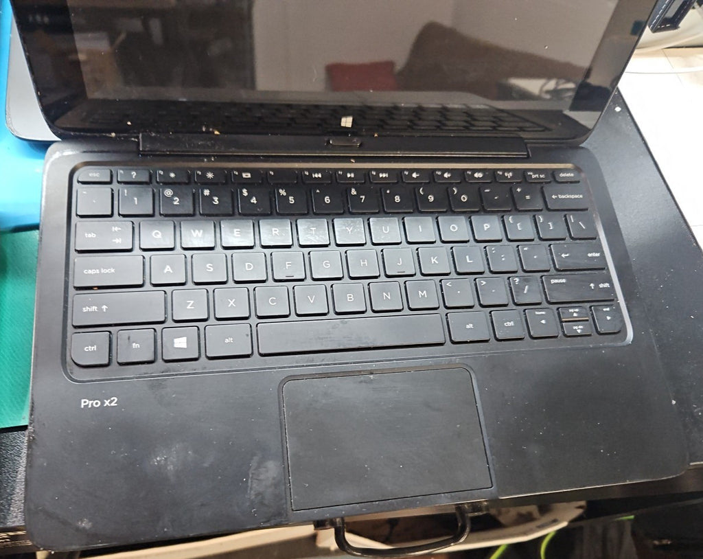 LOT 4 HP Pro x2 410 G1 11.6" i5-4202Y 1.6GHz 4GB 2-in-1 Laptops FOR PARTS AS IS