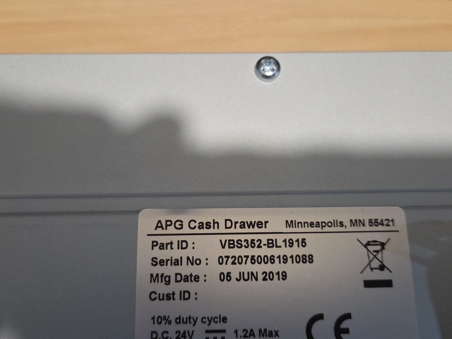 APG Vasario Cash Drawer 19" VBS352-BL1915 w/ Cable, Keys & Cash Till USED