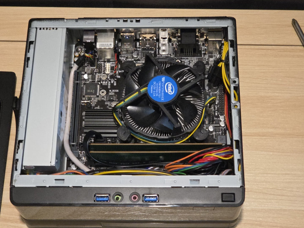 Generic Intel Pentium G4400 3.3GHz CPU 16GB RAM 480GB SSD Black Chassis ITX PC