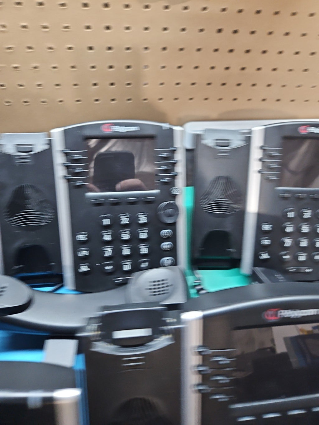 LOT 5 Polycom VVX 400 IP Office Business Media Phones w/Handset, Cord & Stand
